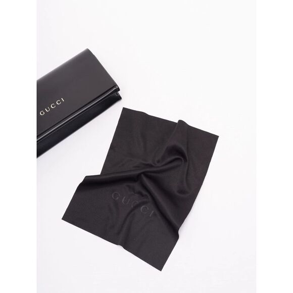 Gucci Women Sunglasses - Picture 6 of 6